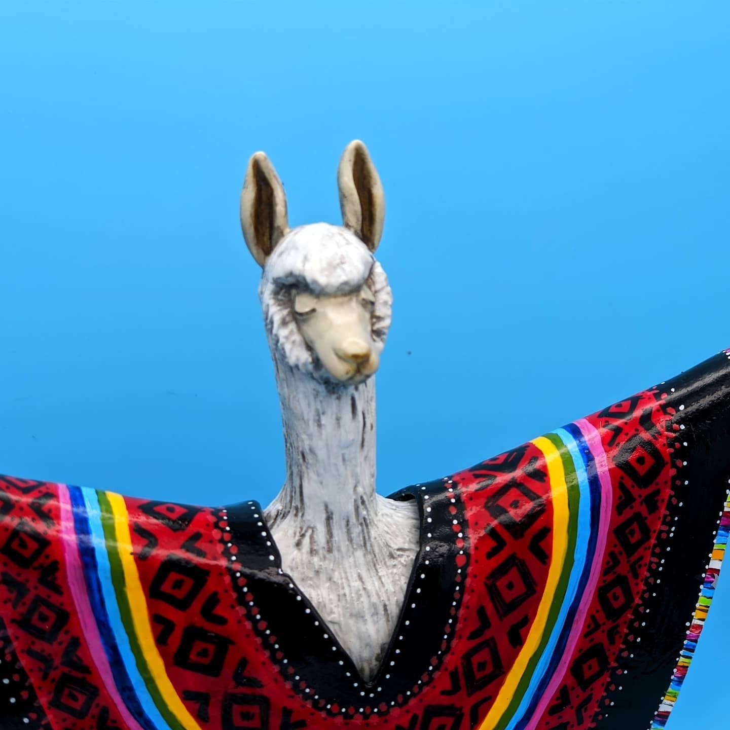 andean-alpaca-spirit-statue-sculpture-3