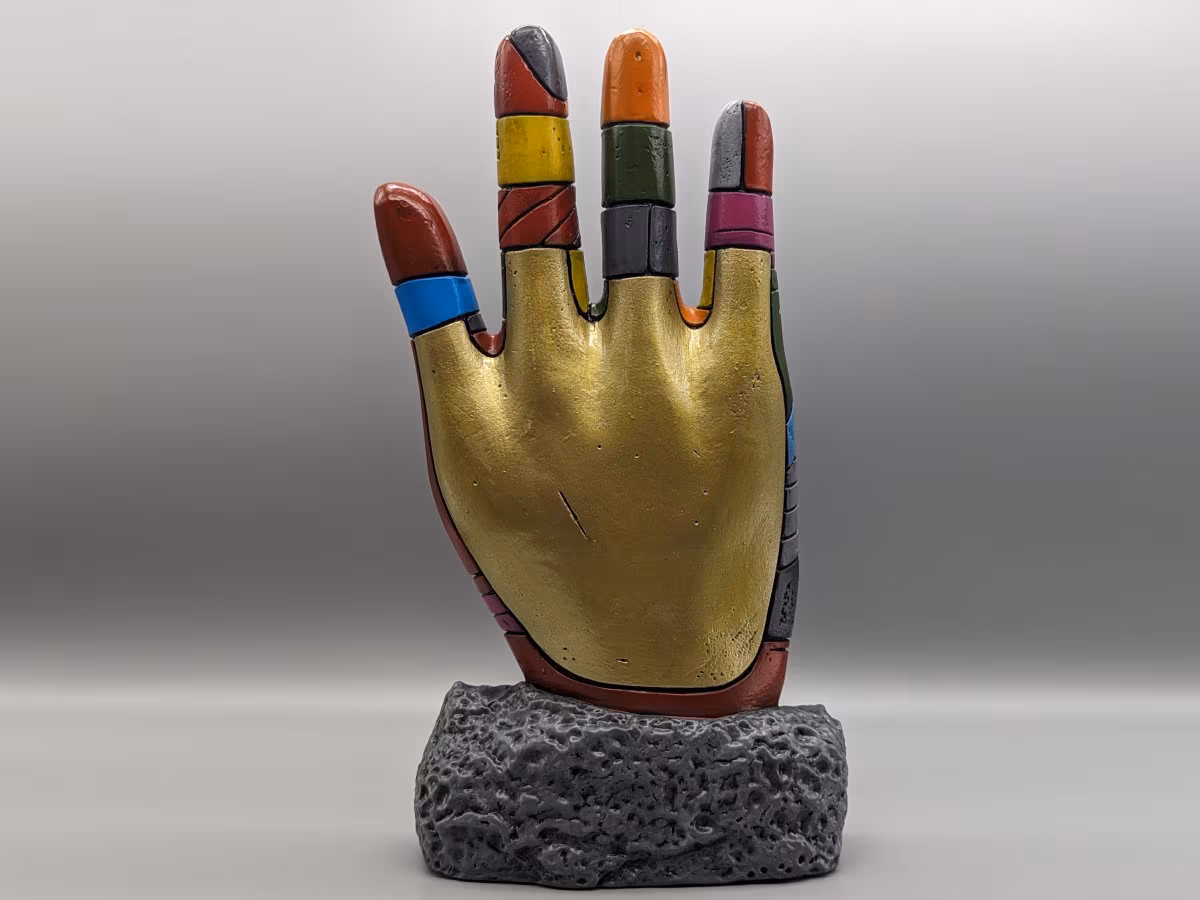 eye-of-the-hand-brutalist-vision-01-statue-sculpture-02